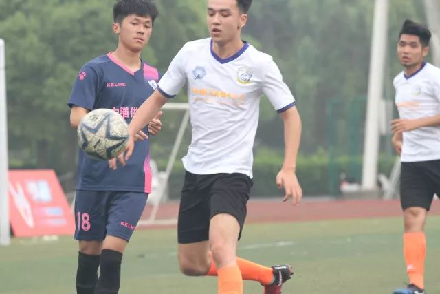 希尔德27分库明加23分 勇士拒绝逆转险胜火箭